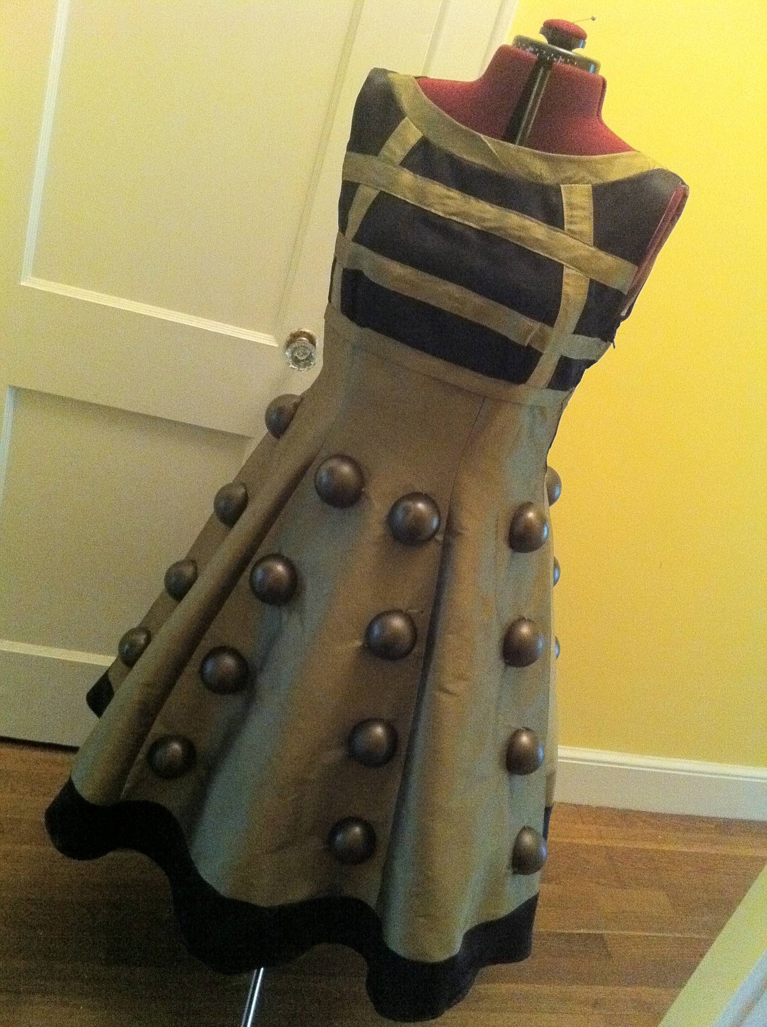 Cosplay Time! - Dalek Dress Tutorial